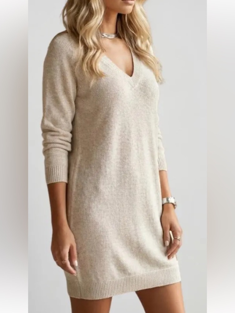 Yet again Beige V-Neck Knit Sweater Dress, Long Sleeve Midi Tunic Size Medium